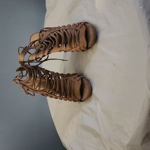 Strappy Sandals 8.5 blush